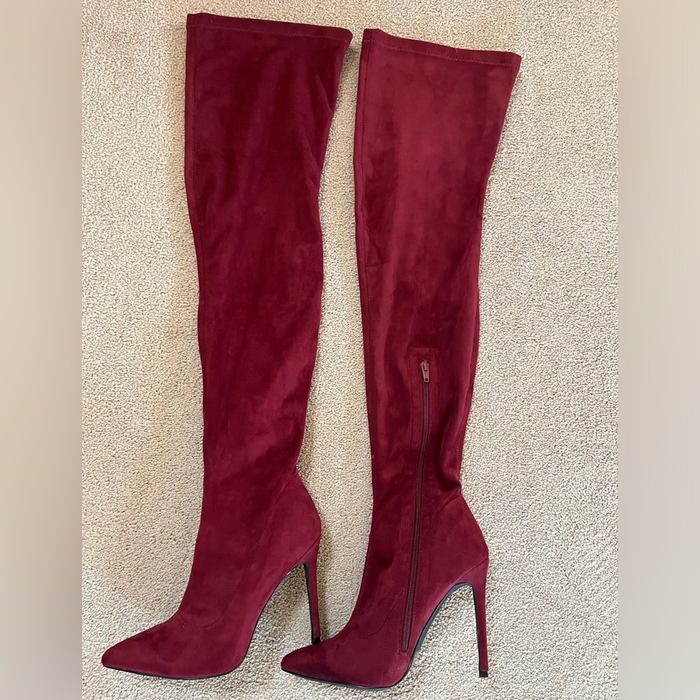 Liliana thigh high suede pointy toe maroon boot. Size 9